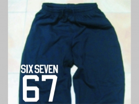 Six Seven 67 tepl&aacute;kov&eacute; kraťasy s tlačen&yacute;m logom